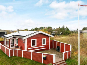 Calm Holiday Home in R m Near Beach